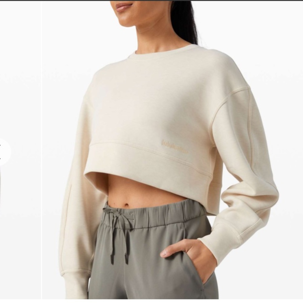 NWT Lululemon Soft Ambitions Crop Crew size L/XL